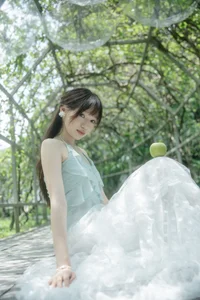 YiTuYu Art Language Vol 9879: Elegant Portrait Photography Featuring Xia Zhi Ya Cai - image 11