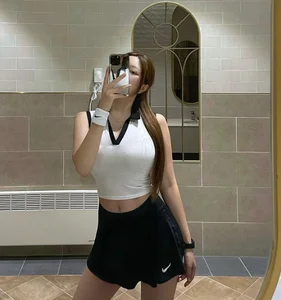Stunning Physique of China's Famous Wealthy Influencer - image 7