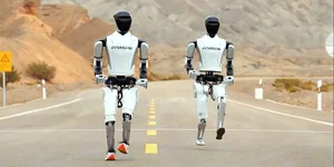 Advanced Chinese Robots Clinking Glasses and Picking Up Dumplings Stun the World - image 2