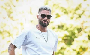 France's Top Striker Redefines Athletic Style with Supermodel Looks and Elite Pitch Performance - image 4