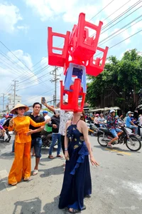 The Vibrant Rituals of the Lam Chay Festival: Flour and Water Traditions - image 6