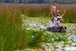 Discover the Untouched Beauty of Bai Say Song Dam in Quang Nam - image 12
