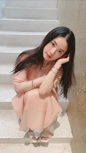 Midu Transitions to Modest and Elegant Princess-Style Fashion Post-Summer - image 10