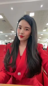Midu Transitions to Modest and Elegant Princess-Style Fashion Post-Summer - image 9