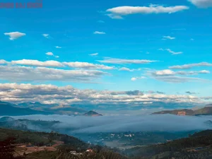 Cloud Hunting at Khanh Son Pass: A Majestic Vietnamese Mountain Journey - image 3