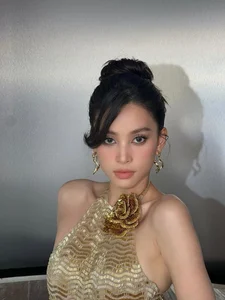 Miss Vietnam Tran Tieu Vy Flaunts Stunning Bikini Figure Amid Recent Dating Rumors - image 3
