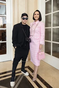 Ageless Beauty: Diem My Celebrates 61st Birthday with Youthful Short Haircut - image 7
