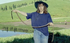 Giant Gippsland Earthworm: The Three-Meter Wonder Making Strange Sounds - image 7