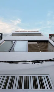 Optimizing Light and Space: A 65m2 Split-Level House Design in a Narrow Urban Alley - image 8