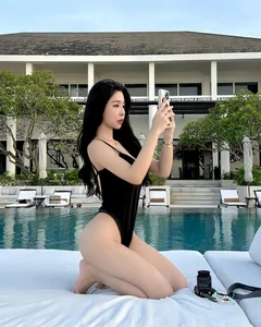 The 'Fragile Crystal' Beauty: Inside the Life of Rapper B Ray’s Ex-Girlfriend - image 8