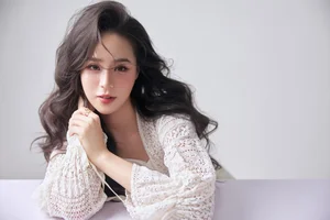 From Miss Vietnam Top 10 to Successful Sports MC: Inspiring Journey - image 1