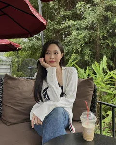 From Miss Vietnam Top 10 to Successful Sports MC: Inspiring Journey - image 3