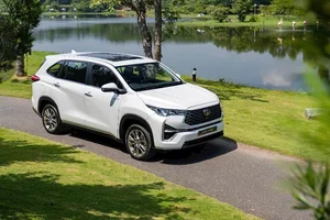 Toyota Corolla Cross Dominates the Hybrid SUV Market in May 2025 - image 3