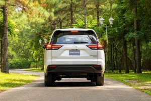 Toyota Corolla Cross Dominates the Hybrid SUV Market in May 2025 - image 4